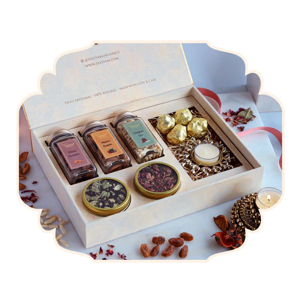 Luxury Gift Set of Rich Dry Fruits